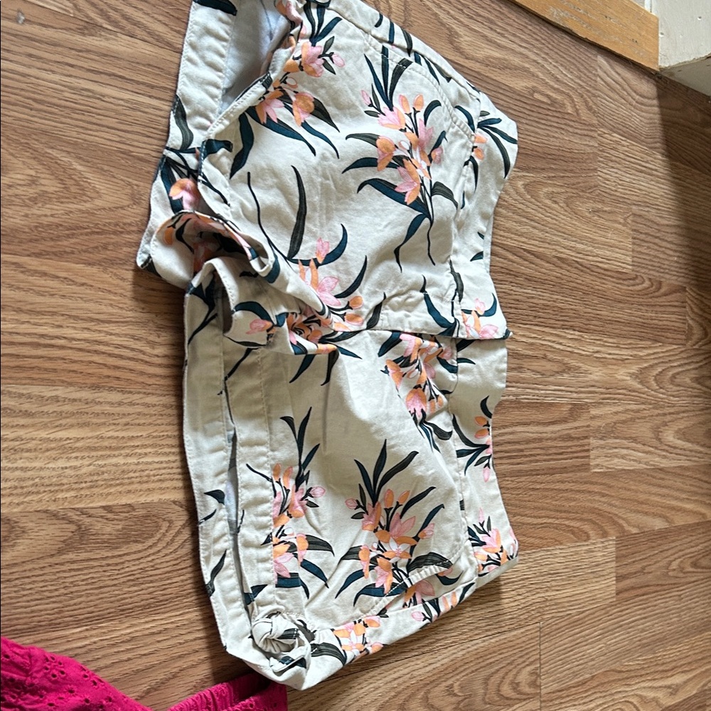 LOFT Floral Patterned Shorts